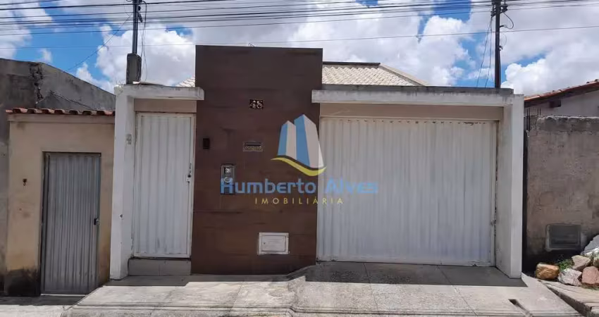 Casa com 3 quartos à venda na 2ª Travessa Santo Amaro, 485, Alto Maron, Vitória da Conquista