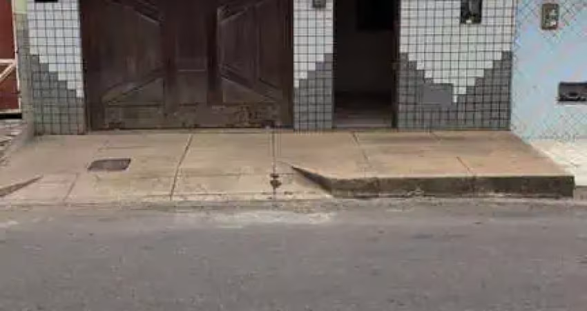 Casa para Venda em Vitória da Conquista, ALTO MARON, 6 dormitórios, 2 banheiros, 1 vaga
