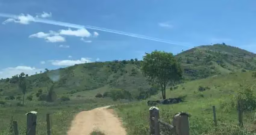 Fazenda à venda na Município de Caatiba, Zona Rural, Caatiba