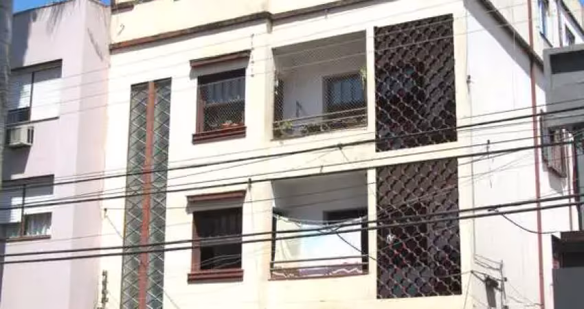 Apartamento amplo, 3 dormitório, sala de estar e jantar, sacada, garagem. próx.