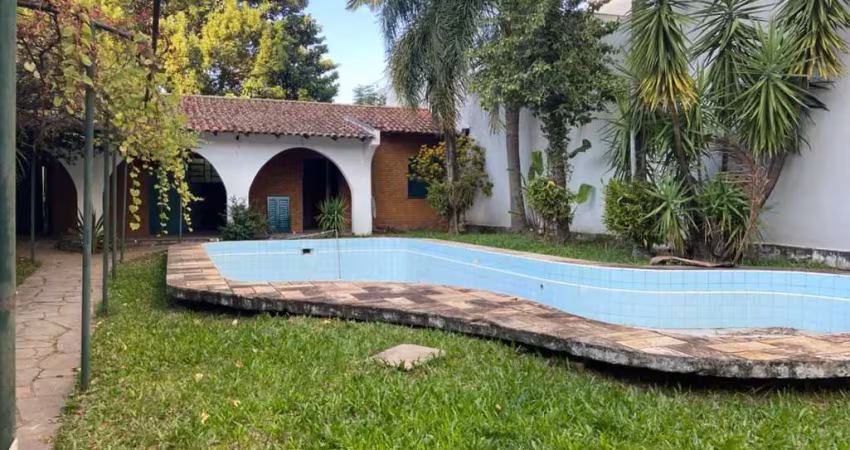 Casa comercial,  ampla, próximo a av presidente vargas, col. fátima