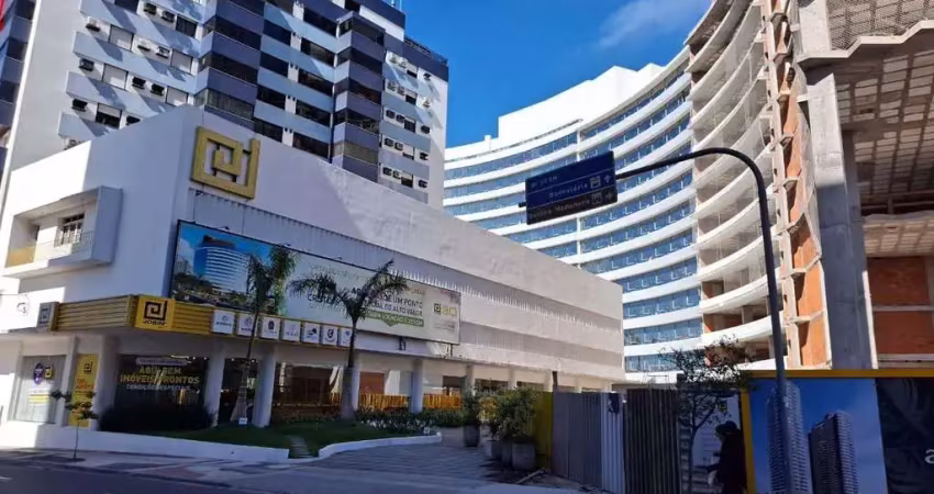 Apartamento novo semimobiliado de 2 dormitórios no bairro centro em santa maria