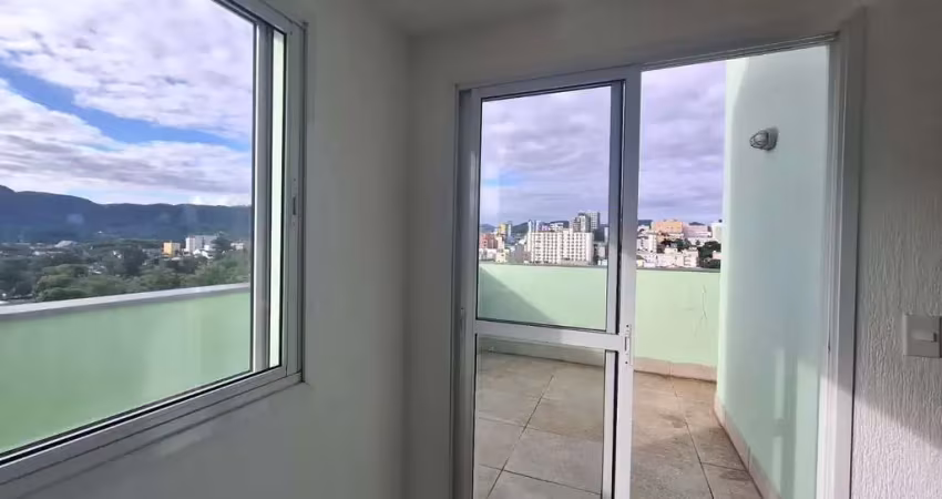 Cobertura semimobiliada de 2 dormitórios no bairro centro em santa maria, terraç