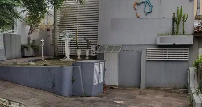 Casa comercial - bairro lourdes - 6 salas, pátio, 3 banheiros, depósito