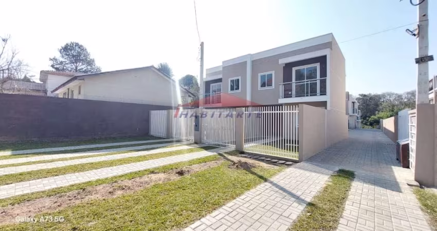 Òtimos sobrados localizados no bairro São João em Santa Felicidade-PR.