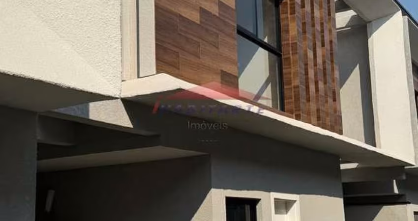 Sobrado venda, 3 quartos em condomínio no Novo Mundo, Curitiba-PR