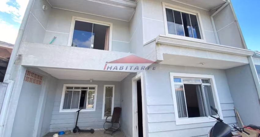 Sobrado à Venda em São José dos Pinhais-PR, Bairro Ipê: 4 Quartos, 2 Salas, 2 Banheiros, 2 Vagas, 140m²!