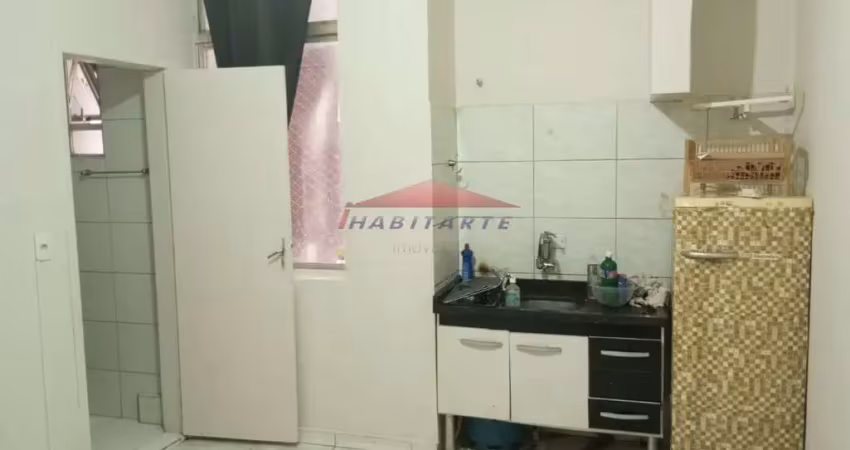 Oportunidade imperdível: studio à venda no centro de curitiba-pr, 1 banheiro, 21m² de área