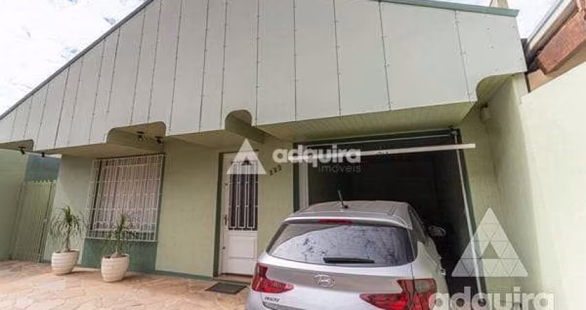 Casa à venda 2 Quartos, 1 Suite, 1 Vaga, 390.98M², Centro, Ponta Grossa - PR