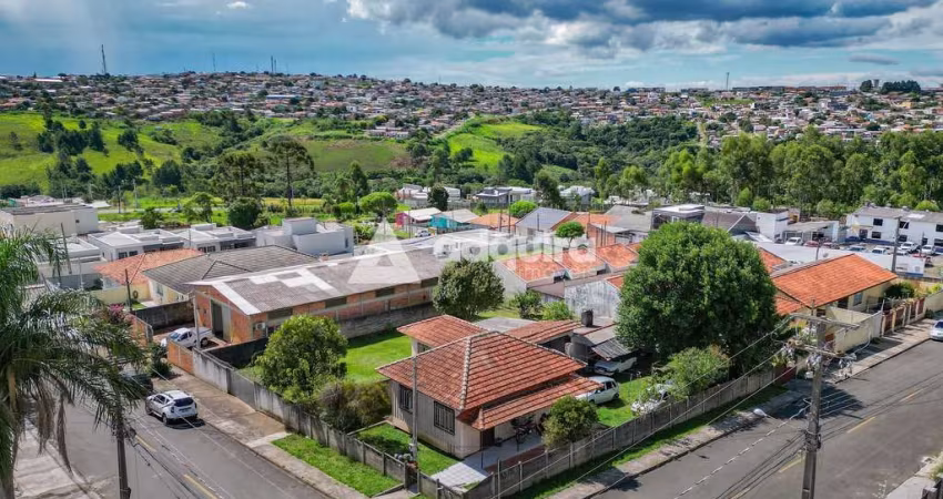 Terreno de Esquina à venda, com 924m² (28m x 33m), Orfãs, Próximo a Rua Anita Garibaldi - Ponta Gro