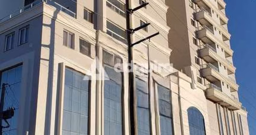 Apartamento à venda em ótima localização, Uvaranas, Ponta Grossa, PR