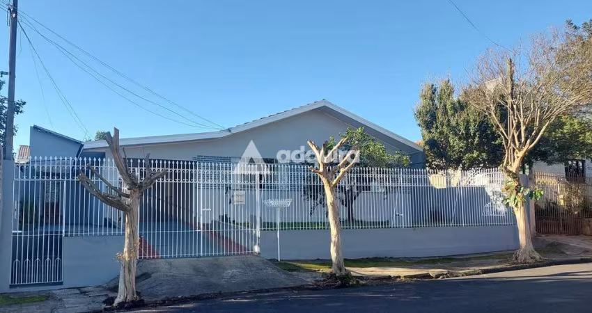 Casa à venda com edícula, Uvaranas, Ponta Grossa, PR