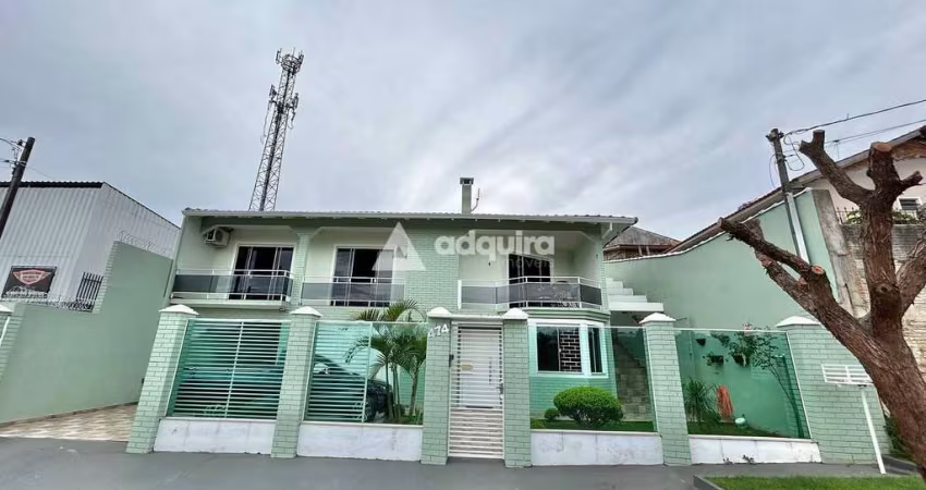 Sobrado à venda, contendo 3 quarto s (sendo 1 suíte), 3 vagas de garagem e piscina, Nova Rússia, Po