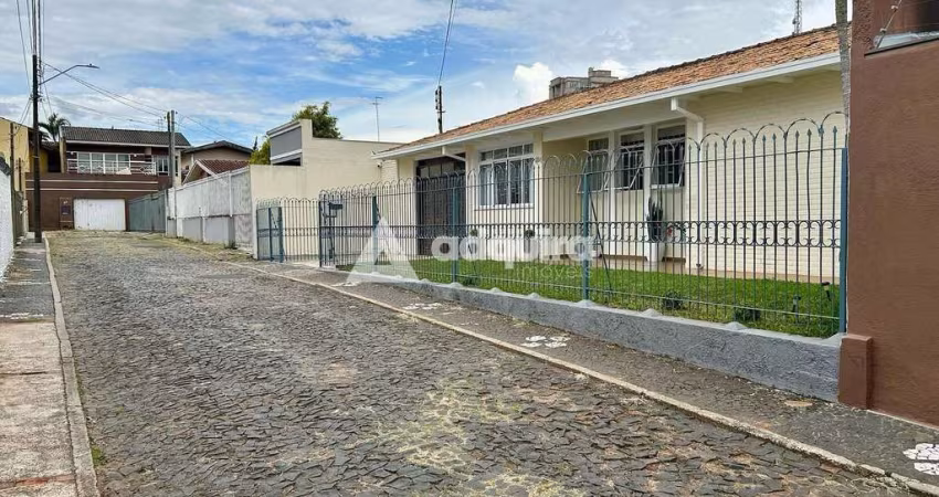 Casa à venda próximo ao Marista, Jardim Carvalho, Ponta Grossa, PR