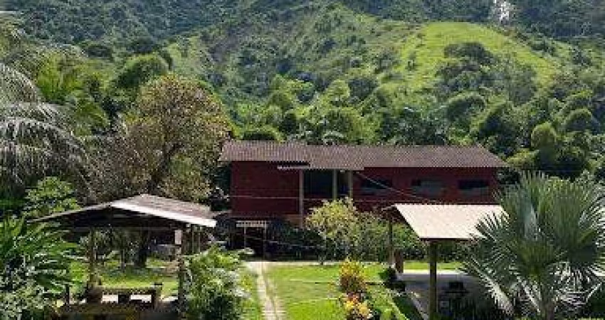 Sítio em Petrópolis  -  Timóteo