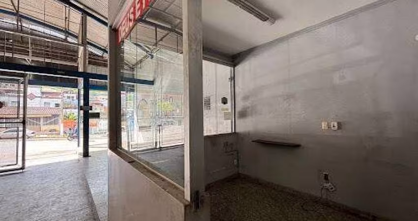 Galpão em Avenida Presidente Tancredo de Almeira Neves  -  Coronel Fabriciano