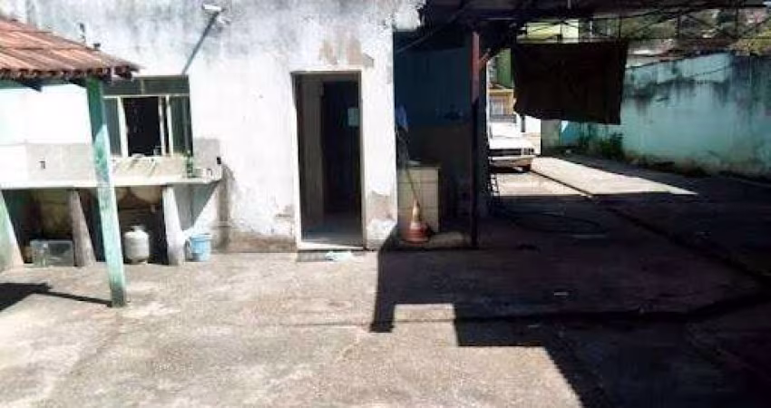 Casa com Amplo Espaço Livre no Olaria em Coronel Fabriciano