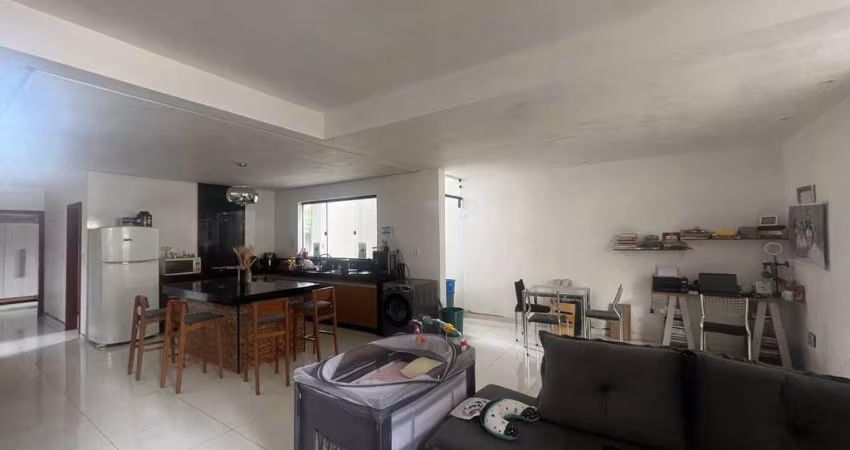 Casa a venda no Silvio Pereira 2