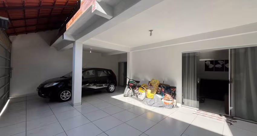 Casa duplex a venda no Floresta