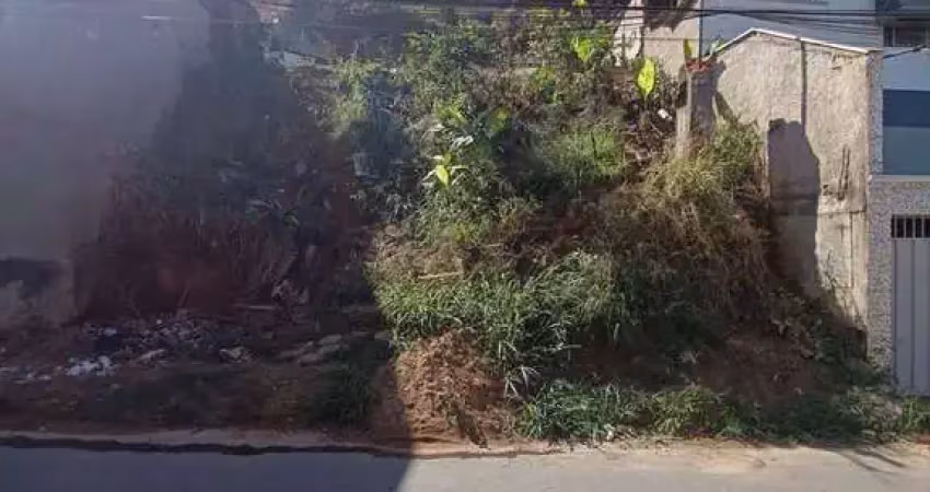 Lote 360m²  bairro  julia kubitschek, otima localizaçao