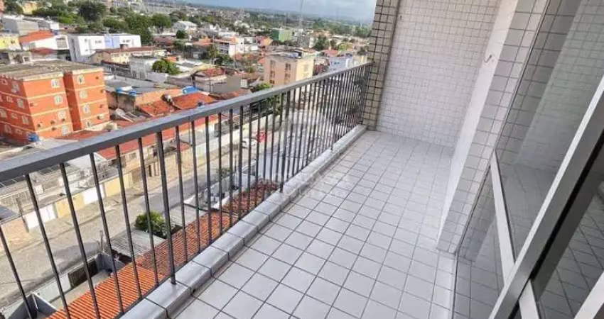 Cobertura duplex à venda com quatro (04) quartos no Cordeiro, Recife-PE. Edf. Taió