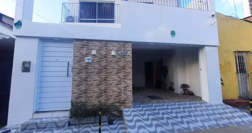 Casa à venda com 02 quartos, R$ 850.000 na Madalena - Recife/PE.