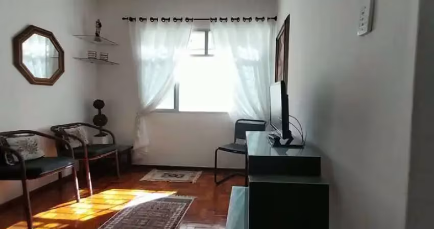 Apartamento à venda, mobiliado com 01 quarto, 34,28 m² e 100 m² da praia de Boa Viagem.