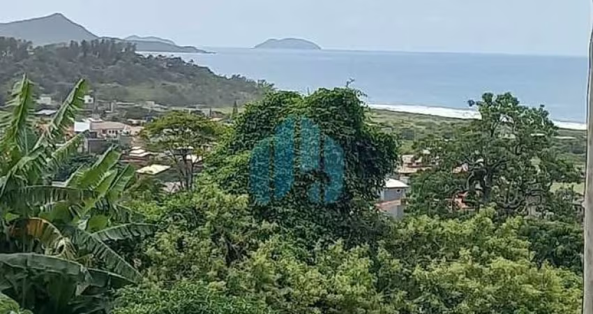 Terreno Localizado a 800 m da Praia, com Linda Vista, Localizado no Bairro Gamboa, em Garopaba!