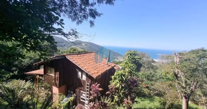 Belo sítio localizado no bairro siriú, em garopaba, com linda vista panorâmica!