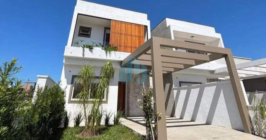Lindos Sobrados com Acabamento de Alto Padrão, ao Lado do Centro da Cidade, Loteamento Pedra Branca, Areias de Palhocinha | Garopaba - SC