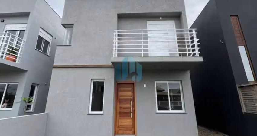 Bela Casa Localizada no Loteamento Vila do Campo, Campo Duna | Garopaba - SC