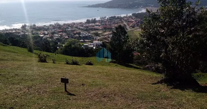 Dois amplos terrenos localizados no condomínio bela vista, bairro ferraz, em garopaba!