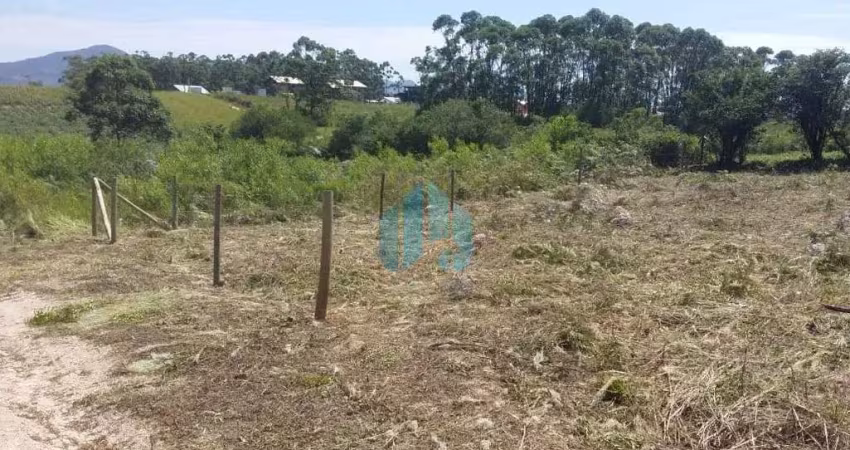 Amplo terreno localizado no bairro praia do rosa, em imbituba.
