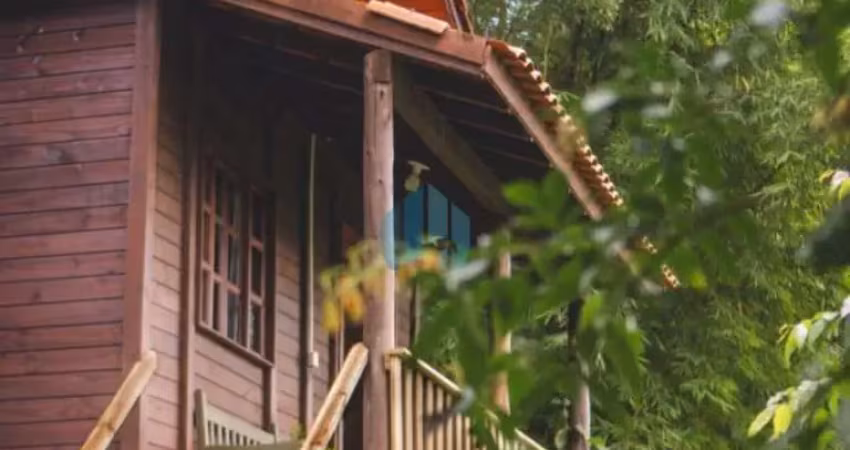 Belo sítio com 2,5 hectares, sambaqui | imbituba - sc