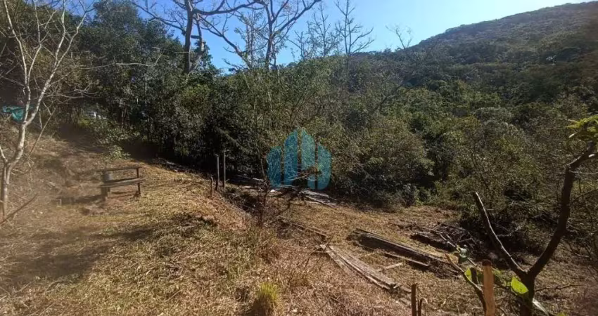 Amplo terreno com bela vista p/ pedra branca, serraria | garopaba - sc