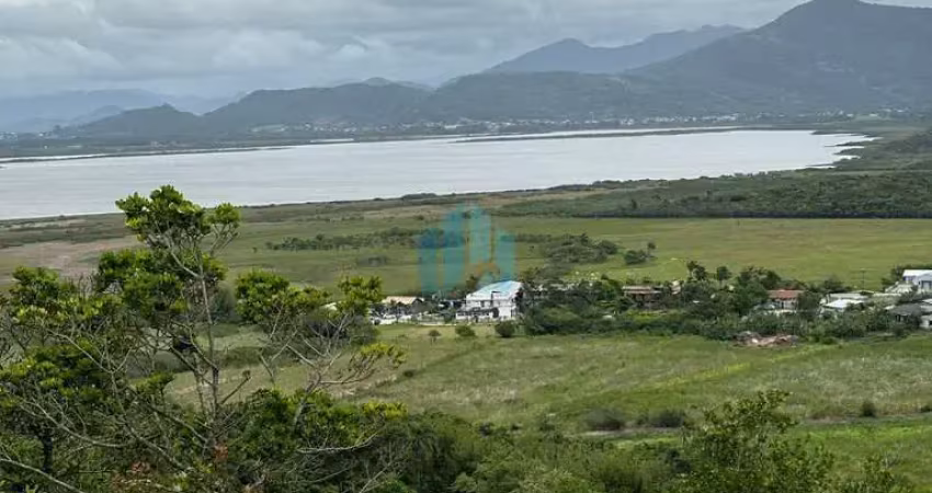 Lindo terreno p/ investimento, com vista p/ lagoa da ferrugem, no morro da silveira, em garopaba!