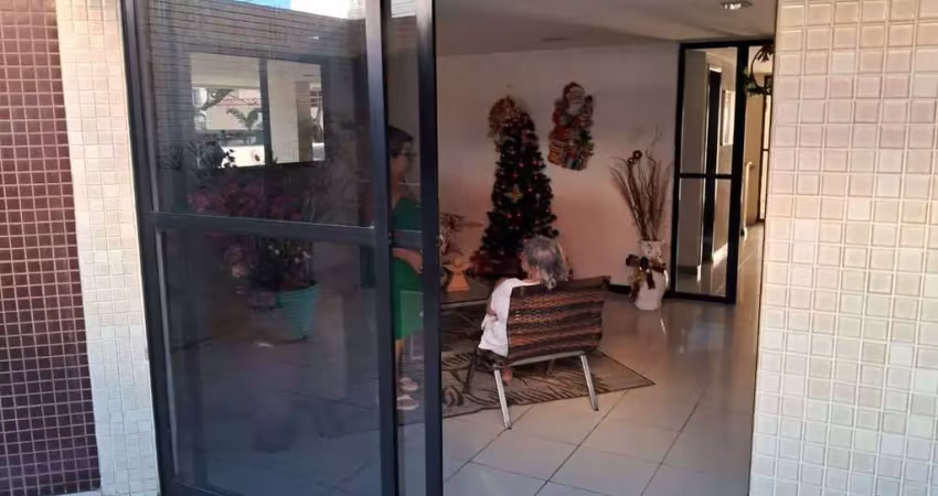 Apartamento com 3 quartos para alugar no Manaíra, João Pessoa 