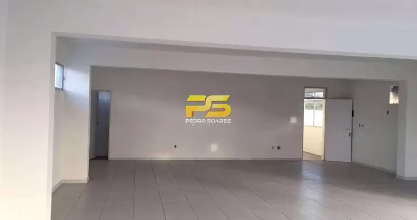 Loja vitrine 171,63m2 no centro para locação por 15.000,00