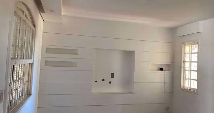 Casa 12x30 com 03 quartos em belo horizonte para venda por 950.000,00 e locação por 5.000,00 mensal