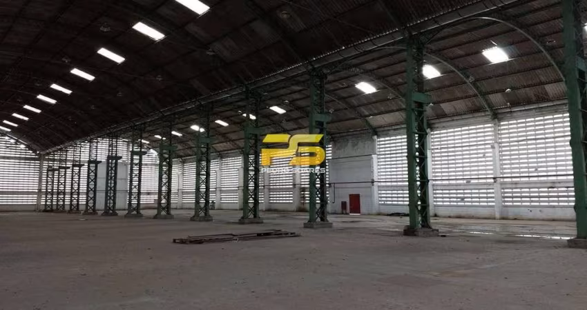 GALPÃO COM TERRENO MEDINDO 40 MIL MTS² NO BAIRRO DAS INDUSTRIAS POR 14.800.000,00 MILHÕES