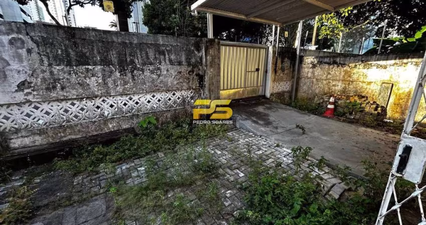 CASA A VENDA NO BAIRRO DO MIRAMAR EM JOÃO PESSOA, PB