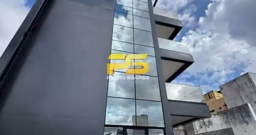 Casa comercial com 14 salas para alugar na Avenida Júlia Freire, 1124, Torre, João Pessoa