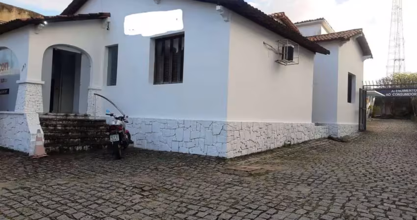 Casa comercial com 9 salas para alugar no Centro, João Pessoa 