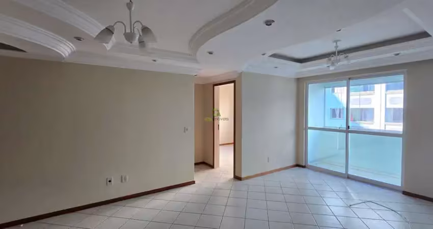 Apartamento a venda  2 Quartos com Sacada e Garagem em Barreiros, São José, SC