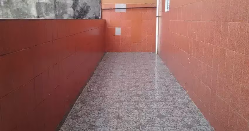Alugo excelente casa de 3 quartos garagem no continental 2 em guarulhos