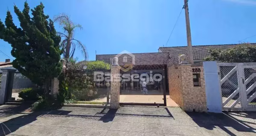 Casa a 150 metros da beira mar do ladinho da plataforma de tramandaí