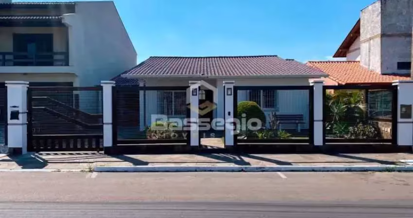CASA COM 3 QUARTOS NO CENTRO DA CIDADE