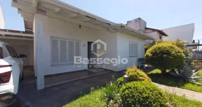Casa com 3 quartos à venda na av emancipação, 10, Centro, Tramandaí