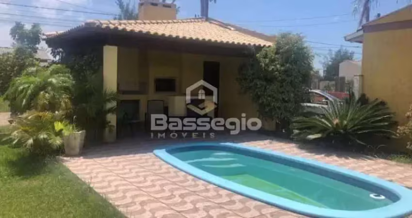 Casa com 2 quartos à venda na Av Recife, 1051, Nova Tramandaí, Tramandaí
