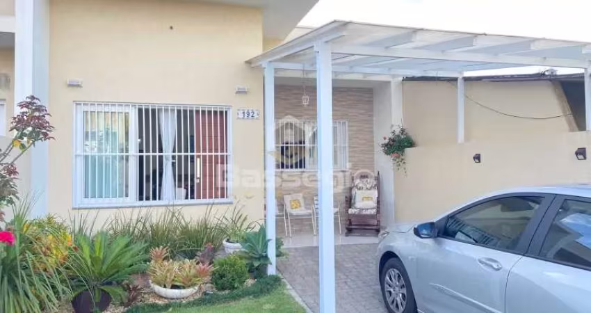CASA NO CENTRO DE TRAMANDAI COM  3 DORMITORIOS